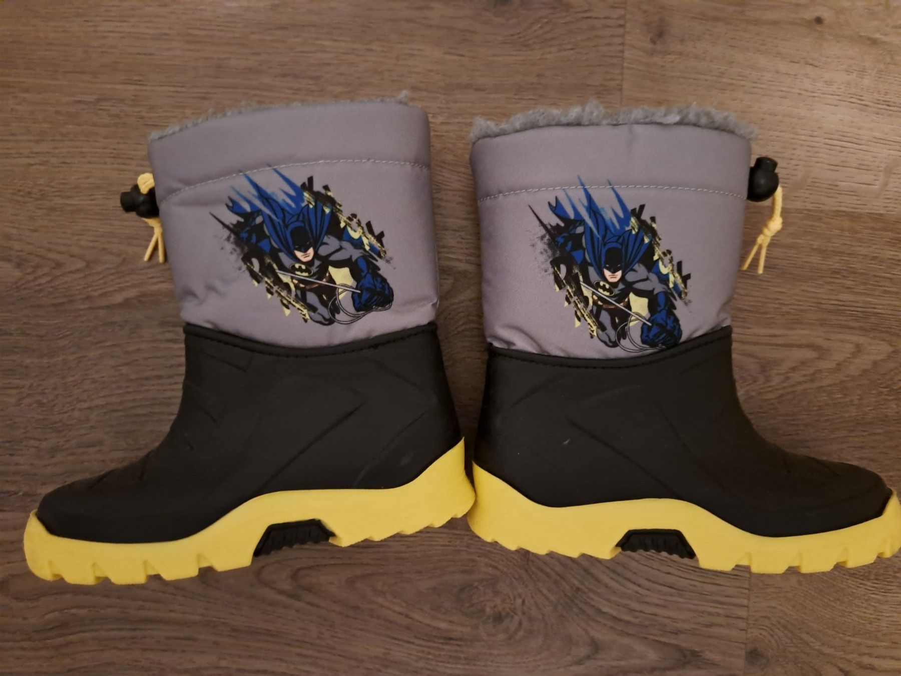 Scarpe per ragazzi: Bottes hiver neuves! – Nuovo e nell'imballaggio originale da Brügg BE venduto da NewYork