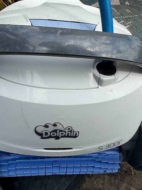 Dolphin Accessoires de piscine: Poolroboter Dolphin S 300i – D'occasion à Nussbaumen TG par Hoppsla 3