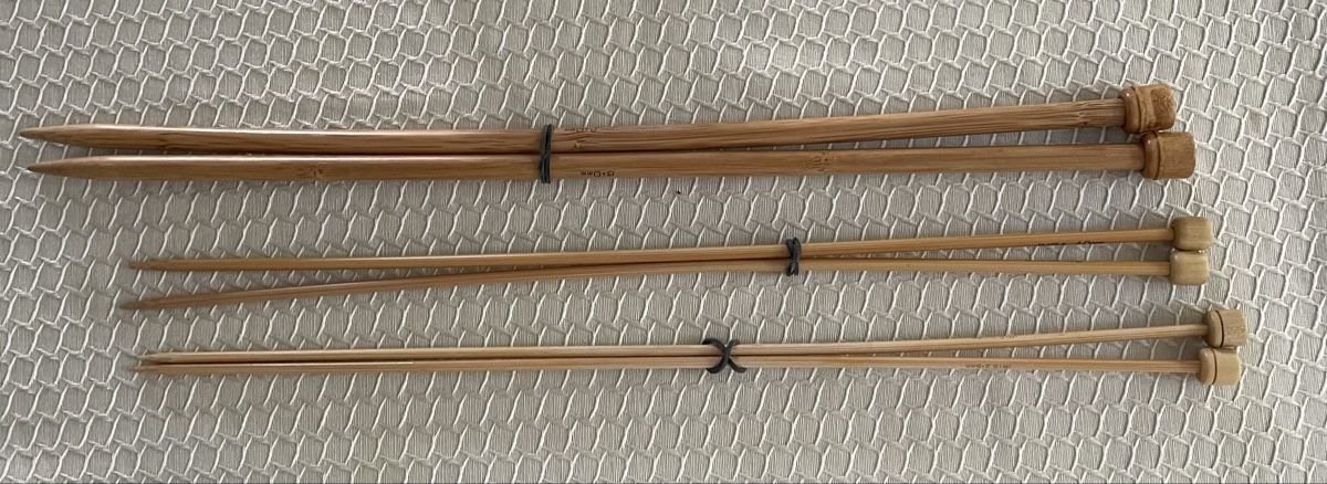 Nadeln: 3 Paar Stricknadeln Bambus  – Gebraucht aus Glis von taisiya078