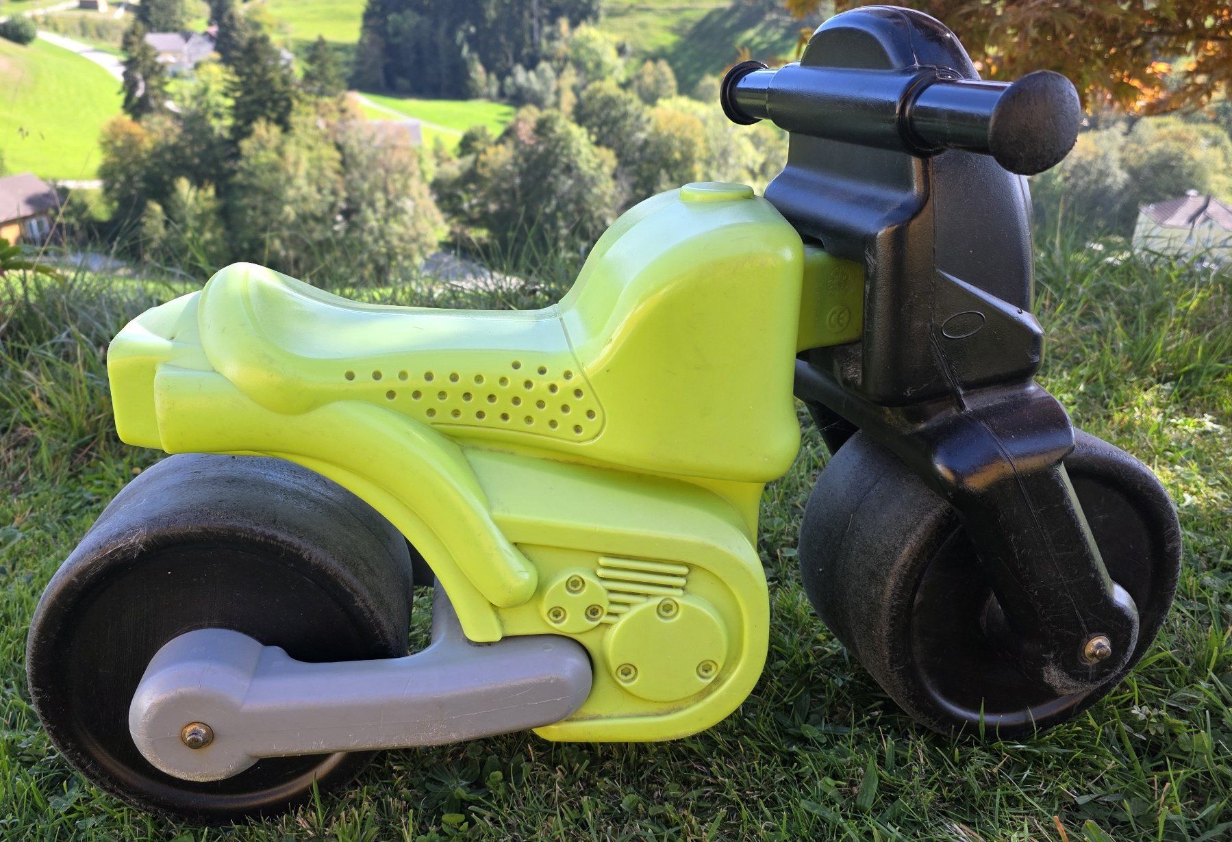 Fahrzeuge für Kinder: Motorrad ohne Pedal – Gebraucht aus Wald AR von mic_vvt8 1