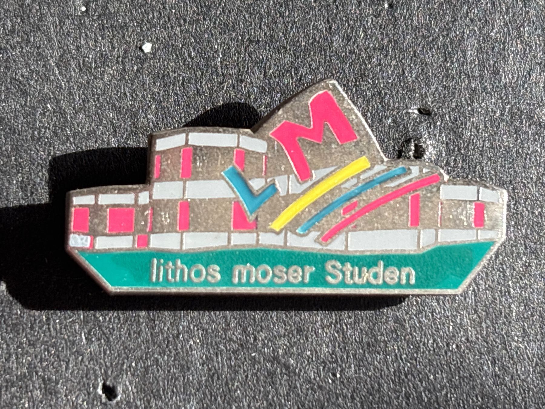 Placchette & Badge: Pin Lithos Moser Studen – Usato da Lützelflüh-Goldbach venduto da NicoleL.