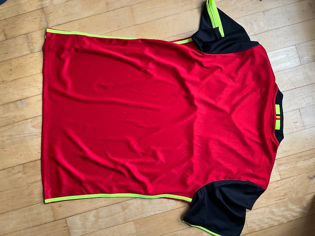 Adidas Canottiere & Pantaloni: Belgien Trikot 2016 – Usato da Rombach venduto da Brozza 1