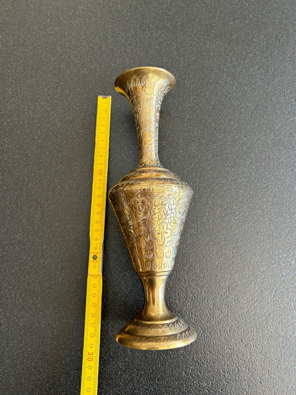 Tutte le decorazioni: Antike Messingvase, graviert, Indien, 30cm – Usato da Root venduto da Mpcshop 1