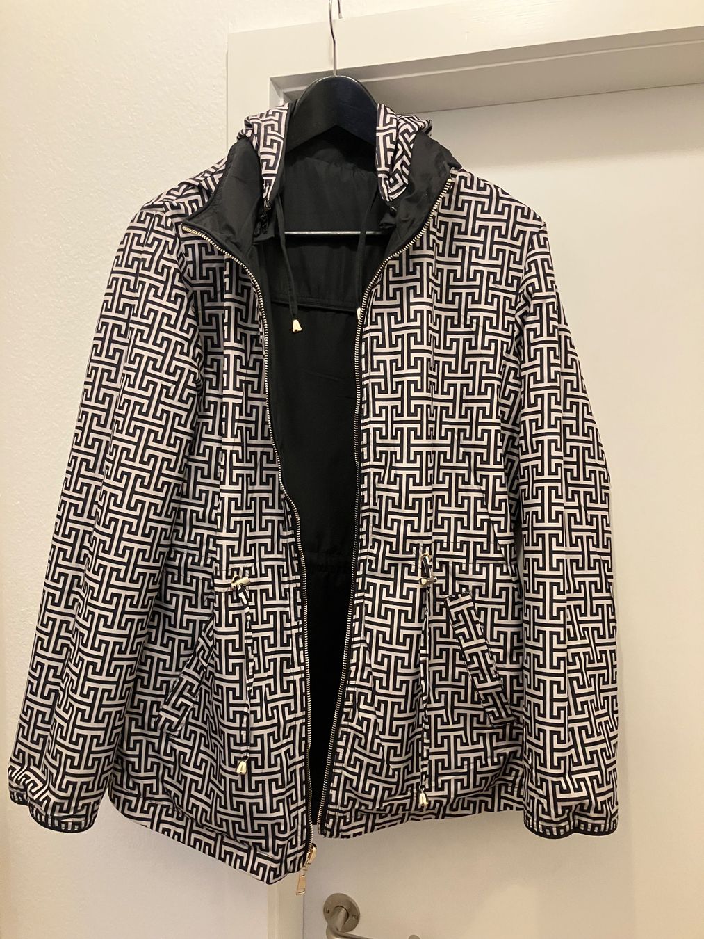 Vestes: Trenchcoat / Regenjacke reversibel – Neuf (Voir description) à Zürich par piacente 2