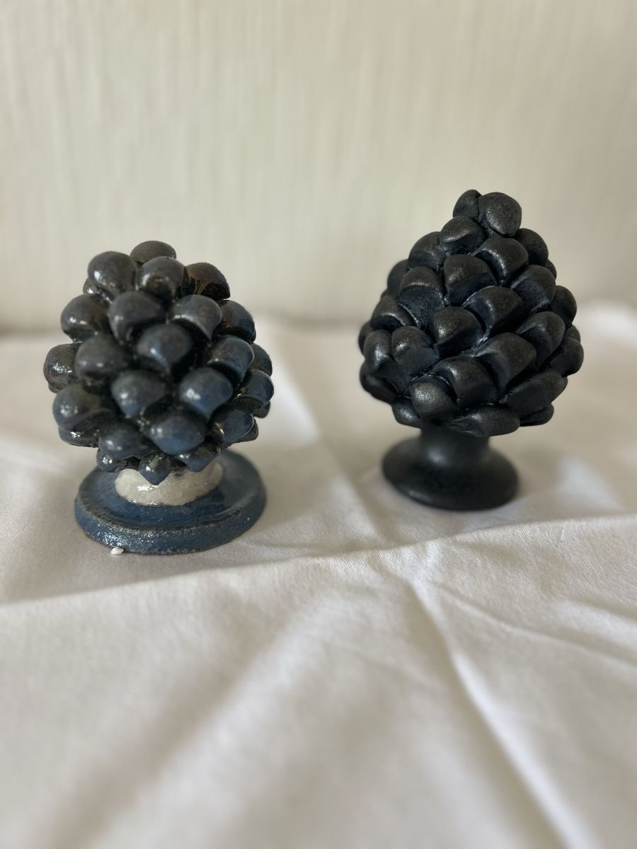 Tutte le decorazioni: Soprammobile decorativo a forma di pigna – Nuovo (secondo la descrizione) da Savigny venduto da Althea0202