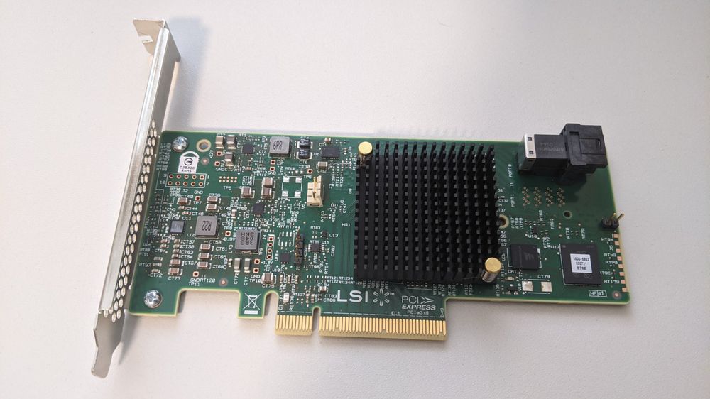 LSI MegaRAID SAS 9341-4i | Kaufen auf Ricardo
