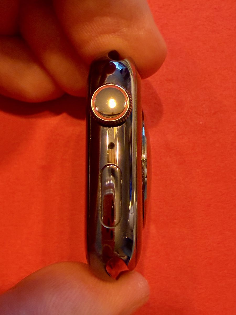 Apple Smartwatch: Apple Watch 9, Stainless Steal Black – Usato da Neuhaus SG venduto da Toppenau 4