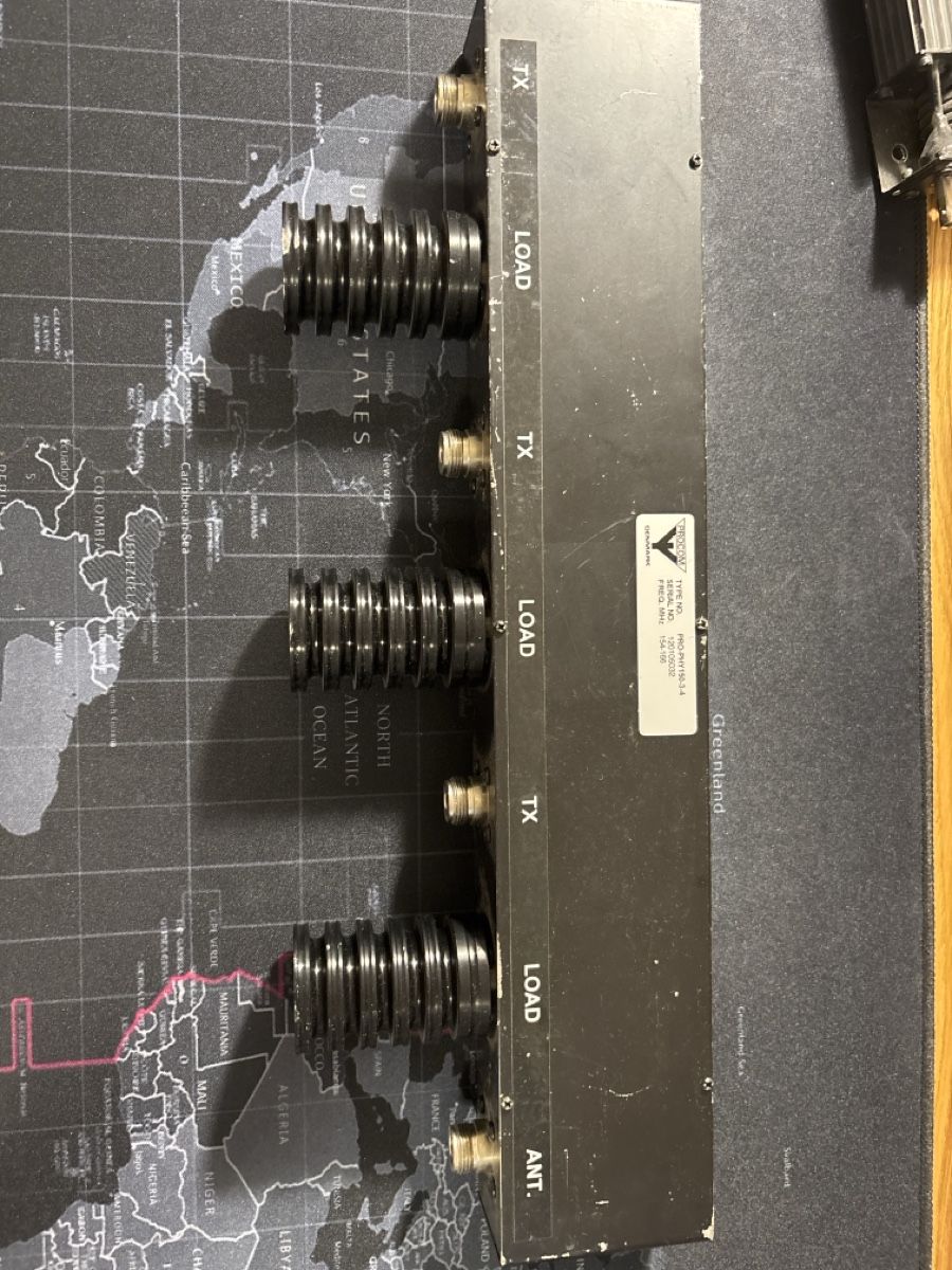 Technique de radiocom: PROCOM PRO-PHY150-3-4 hybride combiner – D'occasion à Ollon VD par Gibbs69