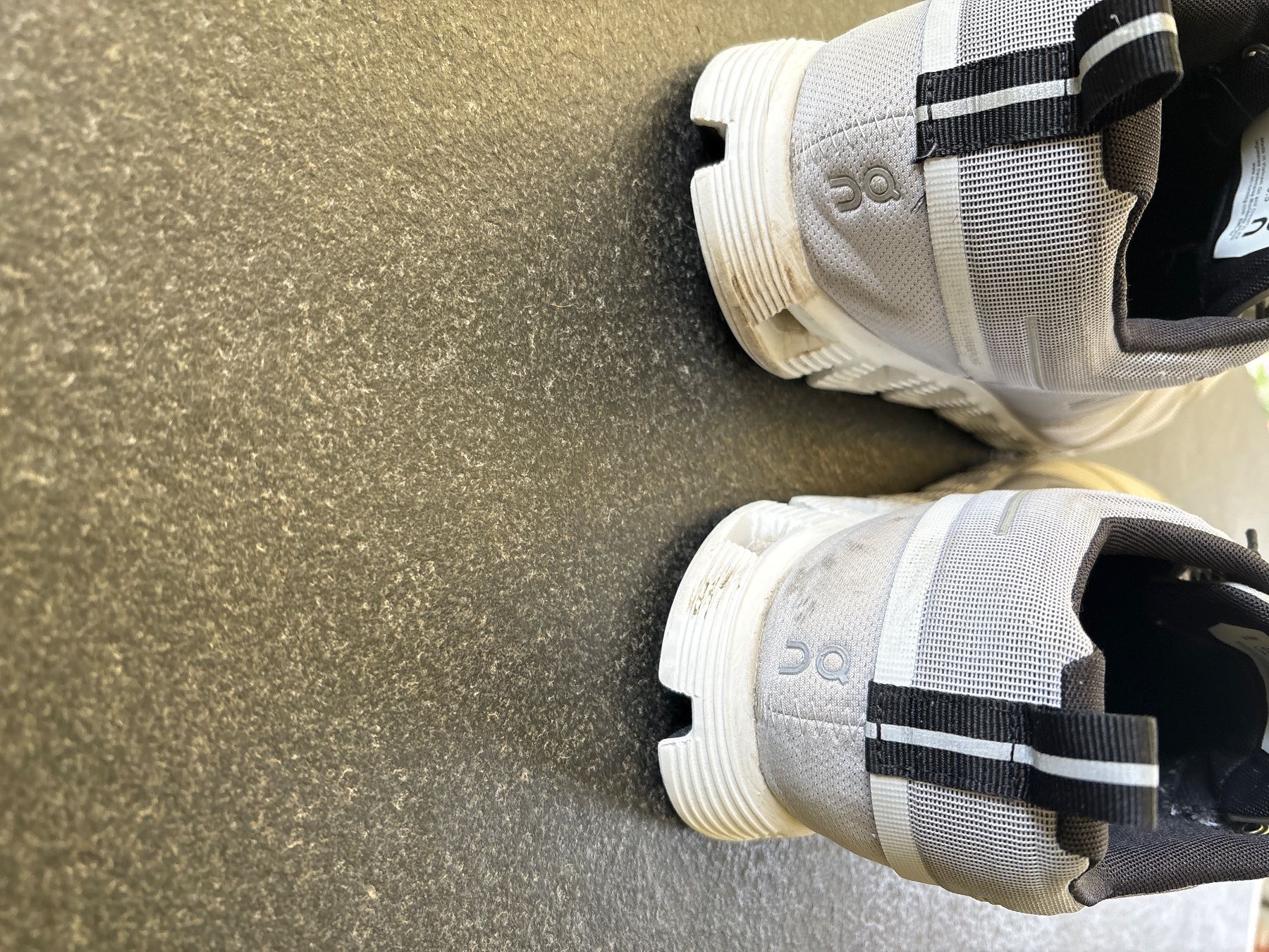 On Scarpe da uomo: **ON CLOUD GREY * – Usato da Winkel venduto da Takumi01 7