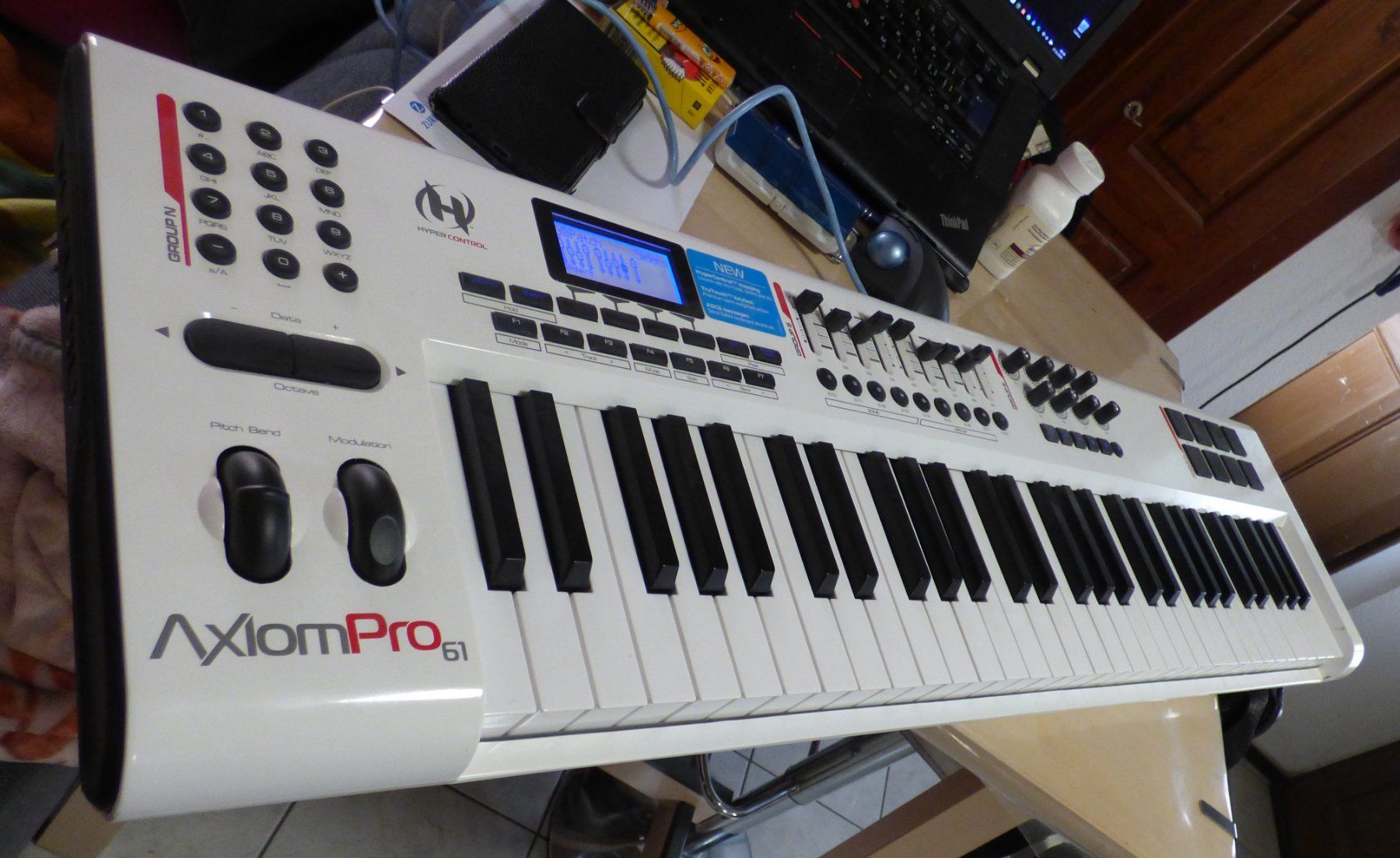 M-Audio Strumenti musicali: M-Audio Axiom Pro 61 – Usato da Curio venduto da FranzBrax
