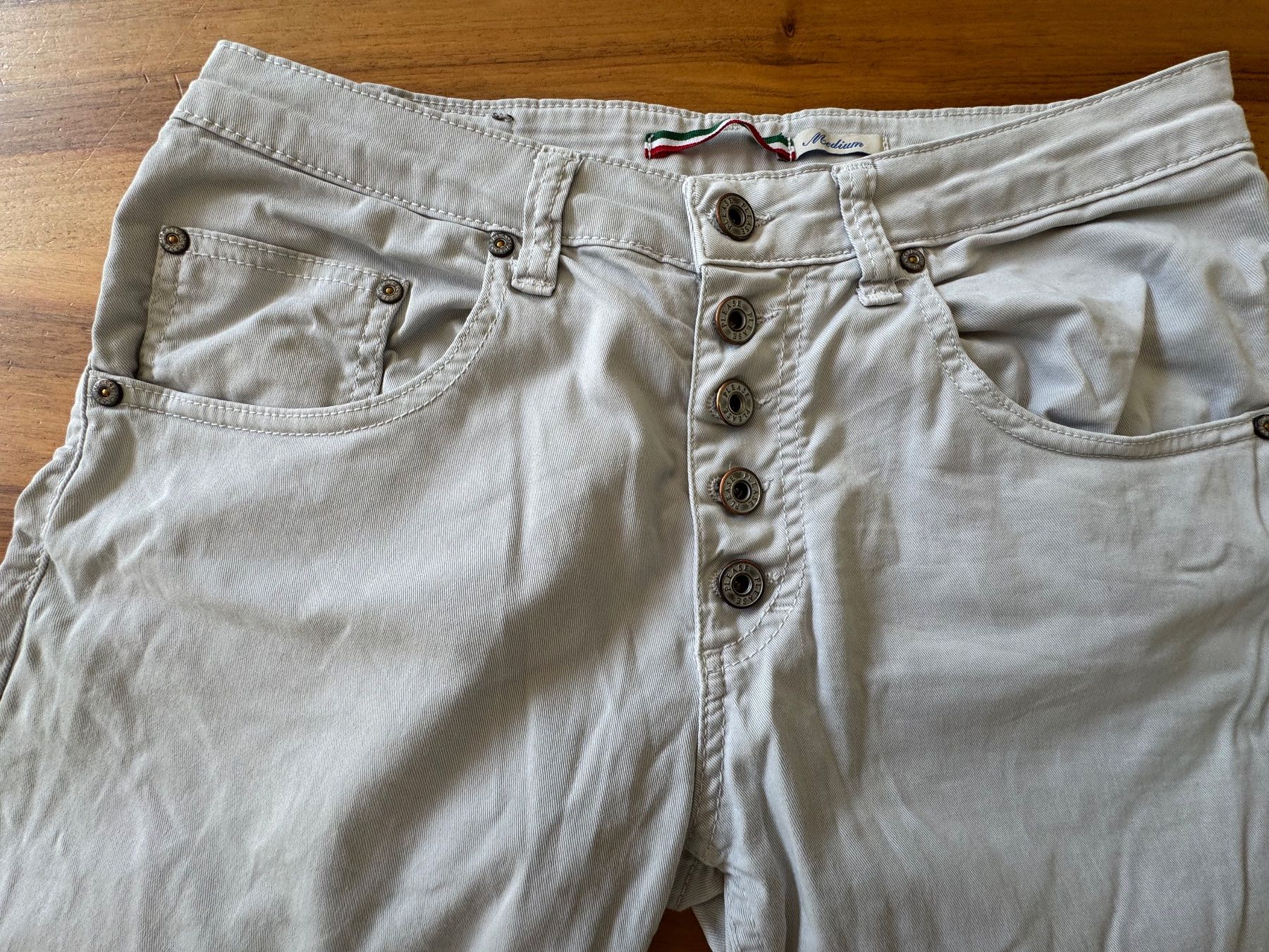 Please Jeans Hosen: Coole Sommer-Shorts von Please Gr. M – Gebraucht aus Meiringen von Sheyene 1