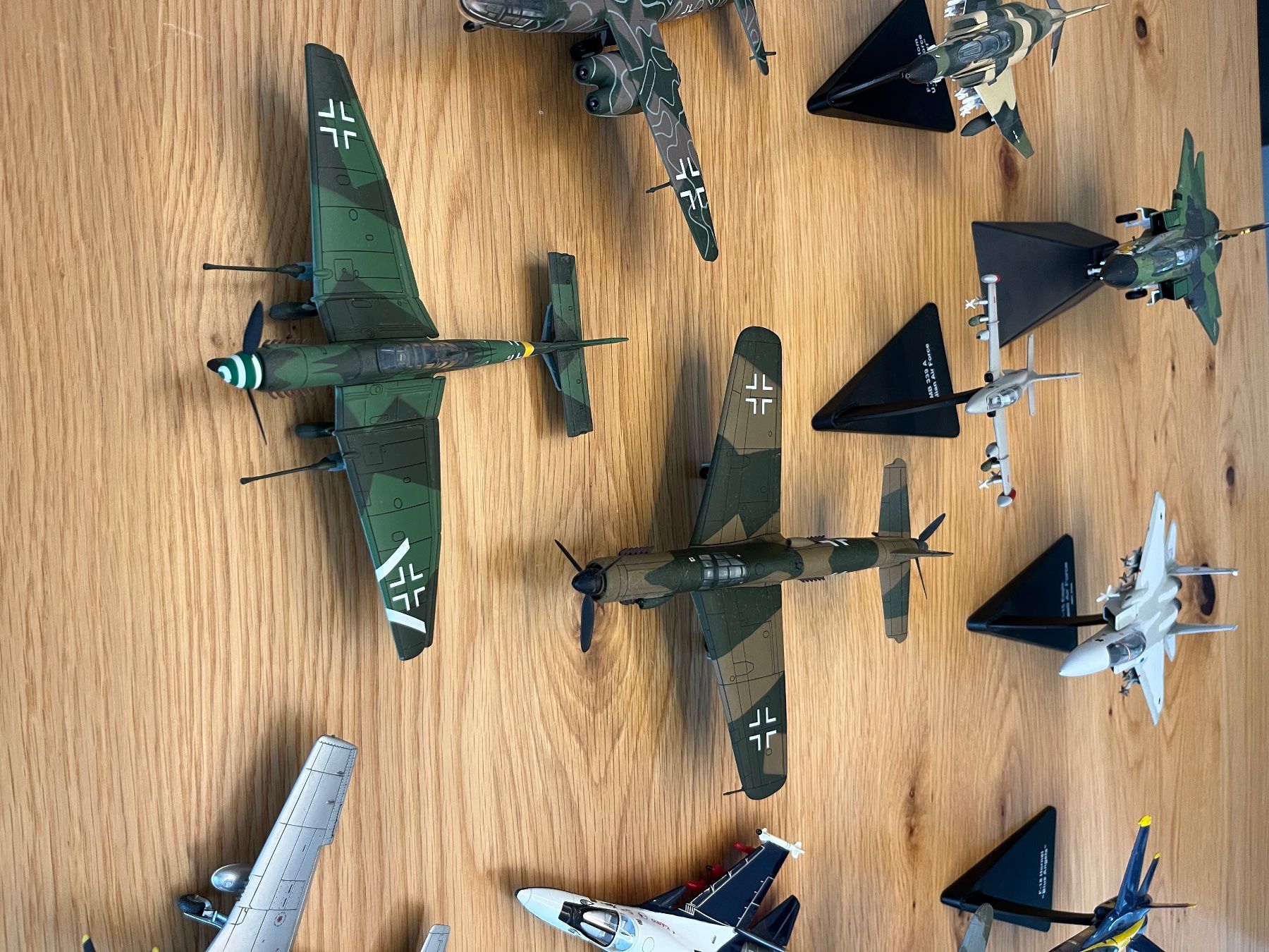 Kit di modellismo & Modellini statici: Sammlung diverser Flugzeugmodelle – Usato da Thun venduto da m_koch96 2