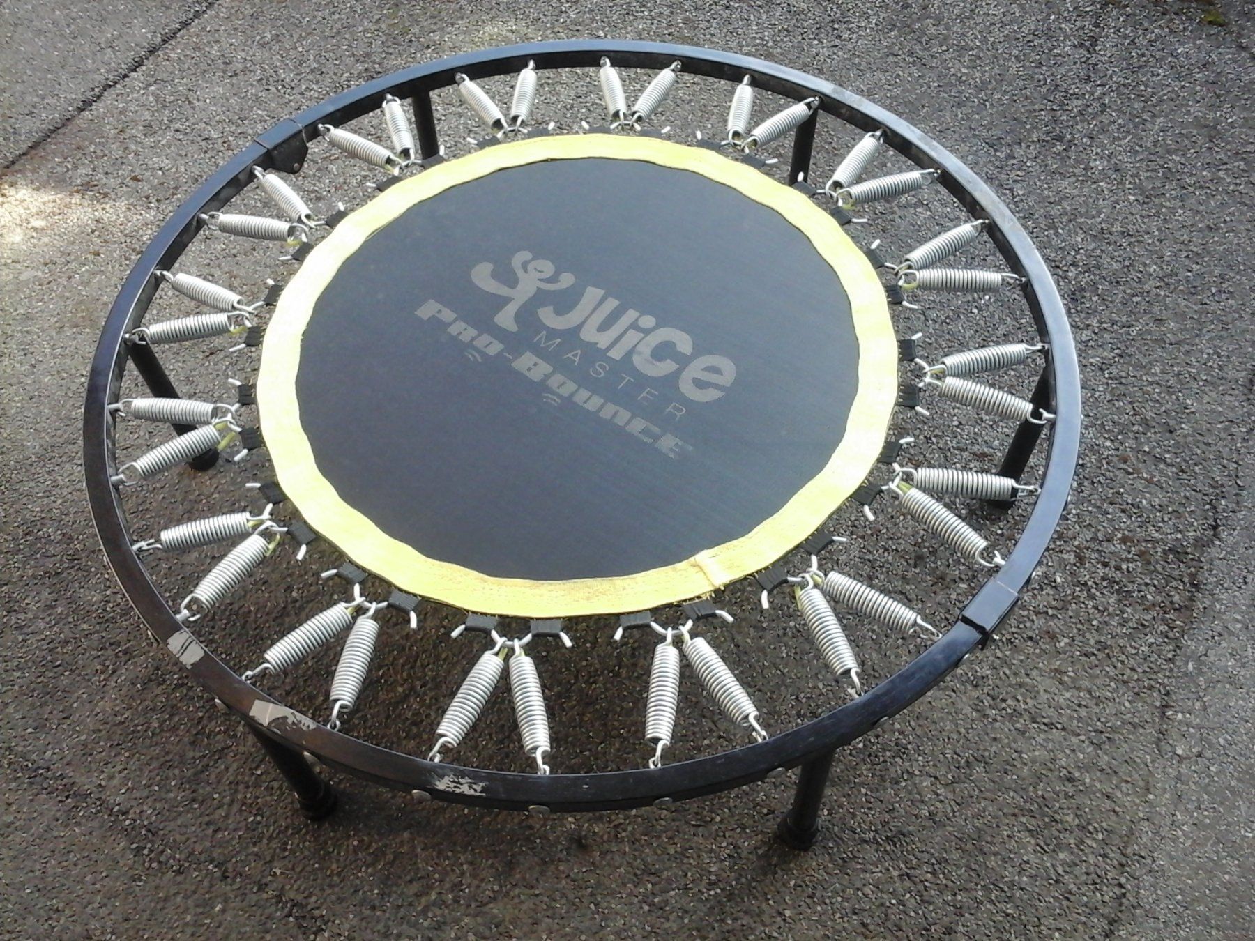 Trampolini: JuiceMaster Trampolin – Usato da Langenthal venduto da YElektra
