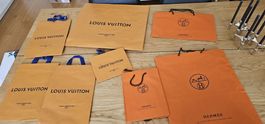 Louis Vuitton und Hermès Tragetaschen verschiedene Grössen 