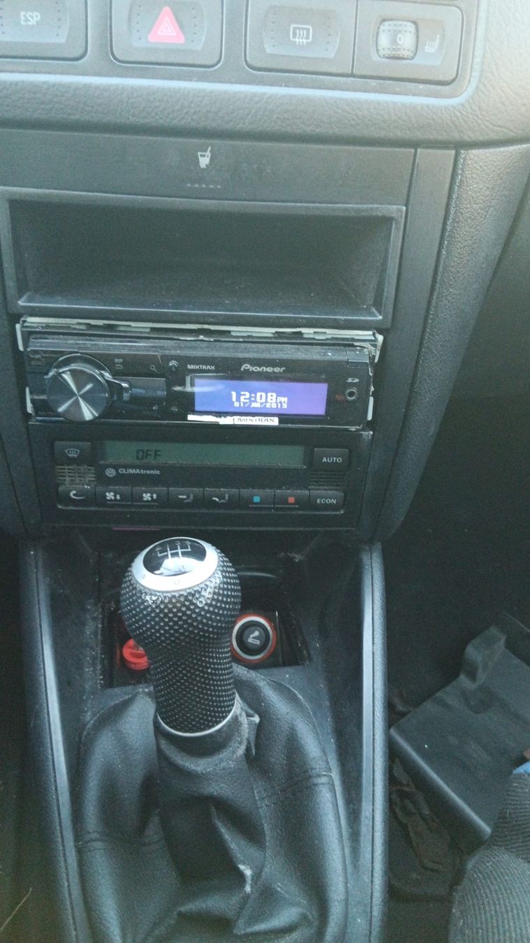 VW Autos: VW Golf 1.9 4motion – Gebraucht aus Rebstein von TonyRasta-Autohandel 6