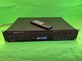 CD-Player Tascam CD-200i mit Fernbedienung schwarz