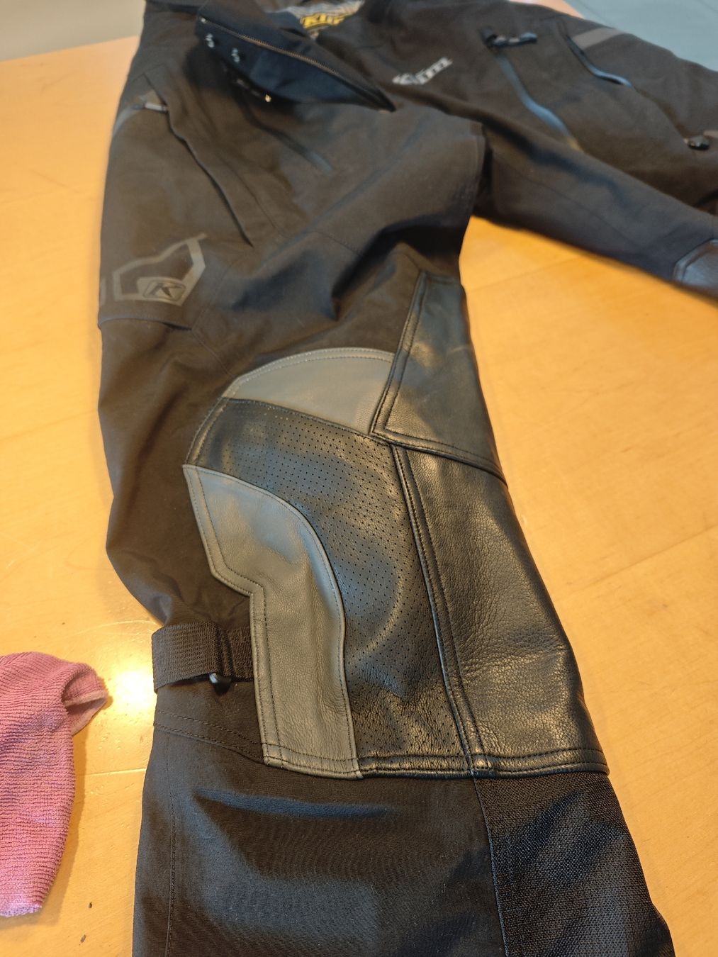 Klim Pantaloni: Motorradhose – Usato da Gelterkinden venduto da web346p2 3