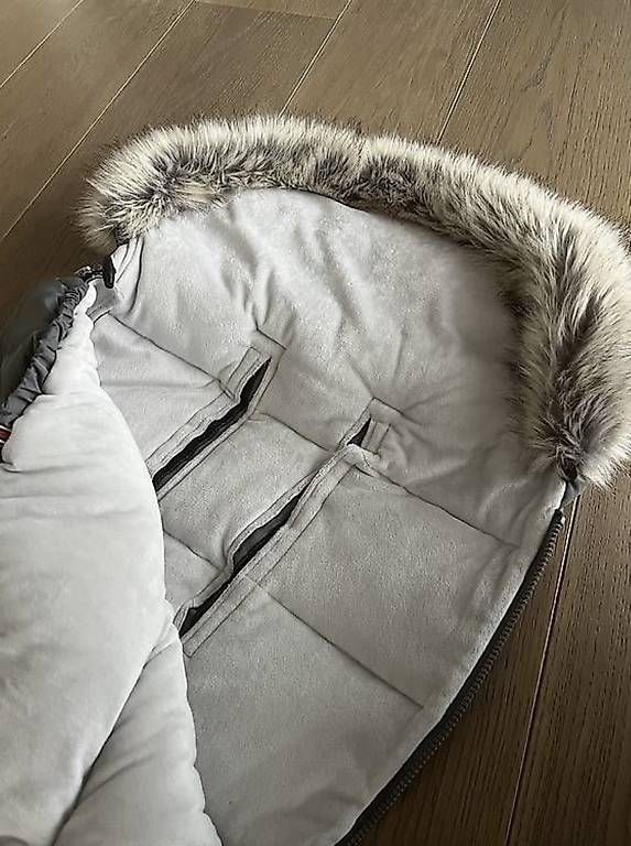 Sacs de couchage: Kinderwagen-& oder Schlitten-Fussack Winter – D'occasion à Hedingen par boomer_76 1