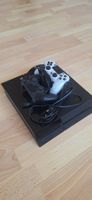 Sony PS4 - mit 2 Controller