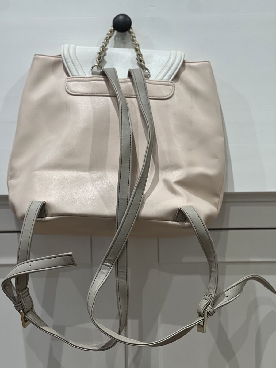 Guess Zaini: Original Guess Rucksack – Usato da Gelfingen venduto da Diana_Tall 1