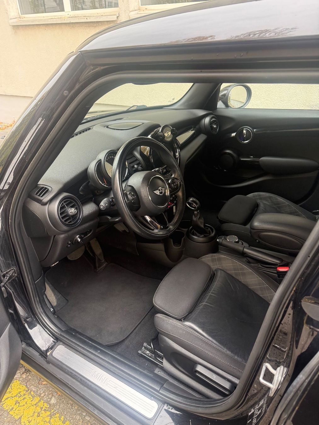 Mini Automobili: Mini Cooper automatique – Usato da Fribourg venduto da inf_n9kg 7