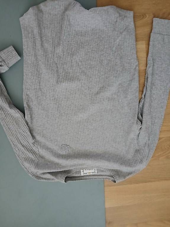 Maglioni & Felpe: Pullover zu verkaufen – Usato da Düdingen venduto da sahli89 1
