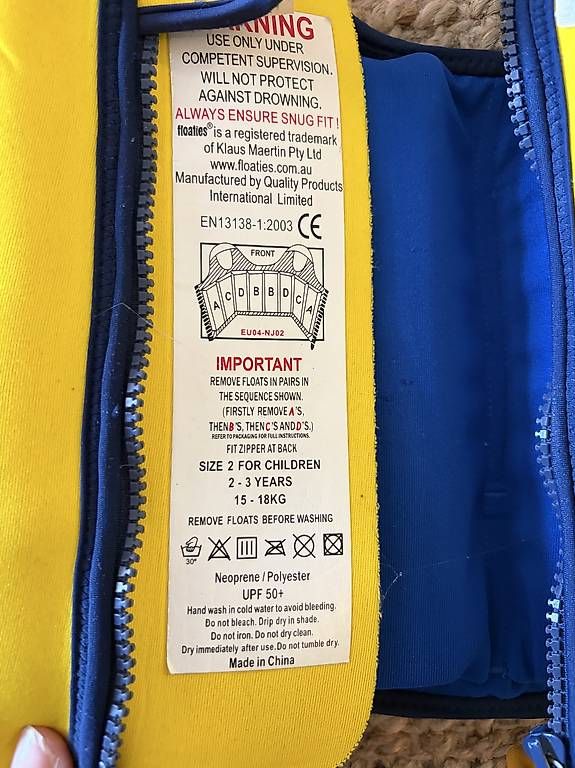 Schwimmwesten: Schwimmweste – Gebraucht aus Bennau von Kristina12345 1