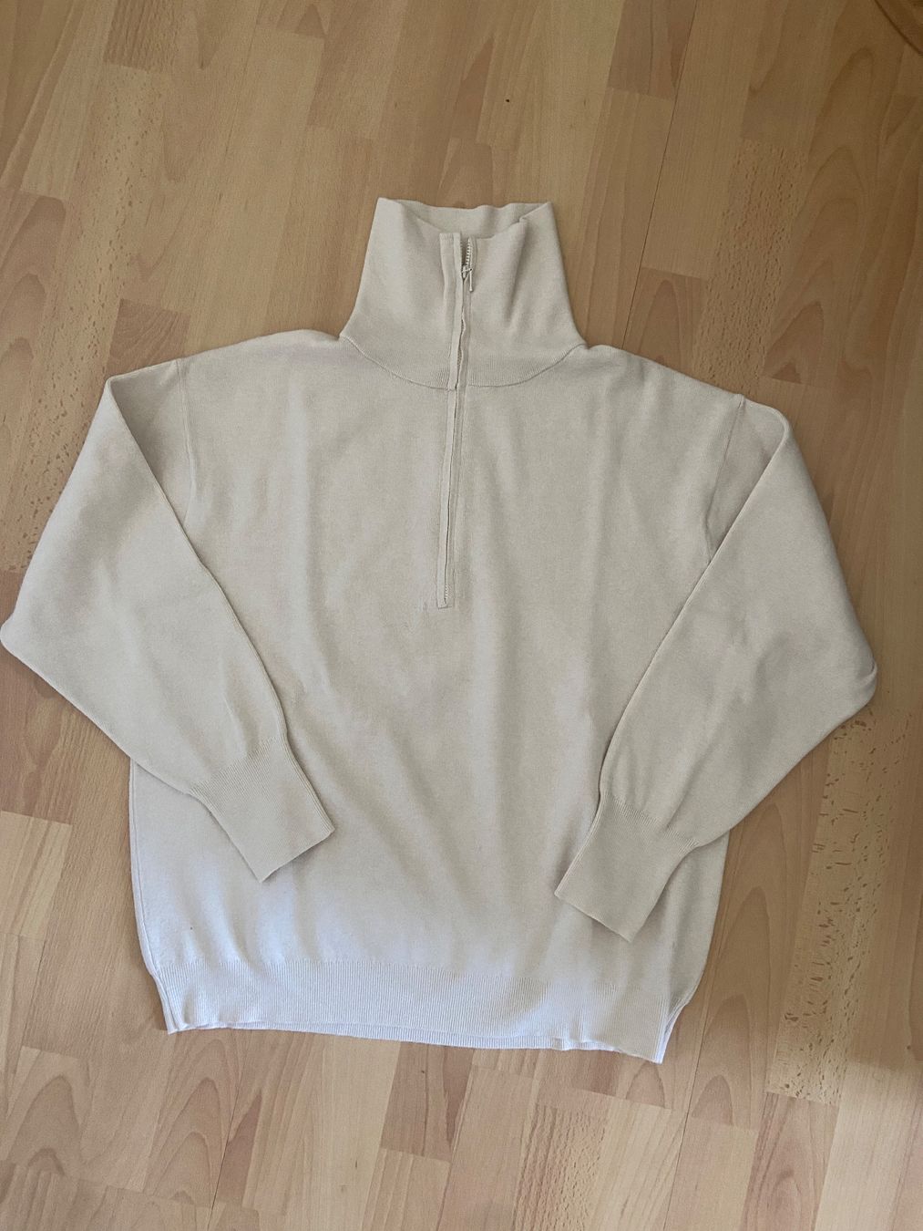 Muji Pulls & Sweat-shirts: Oversized Pullover von MUJI, Grösse L – D'occasion à Kloten par zizibru