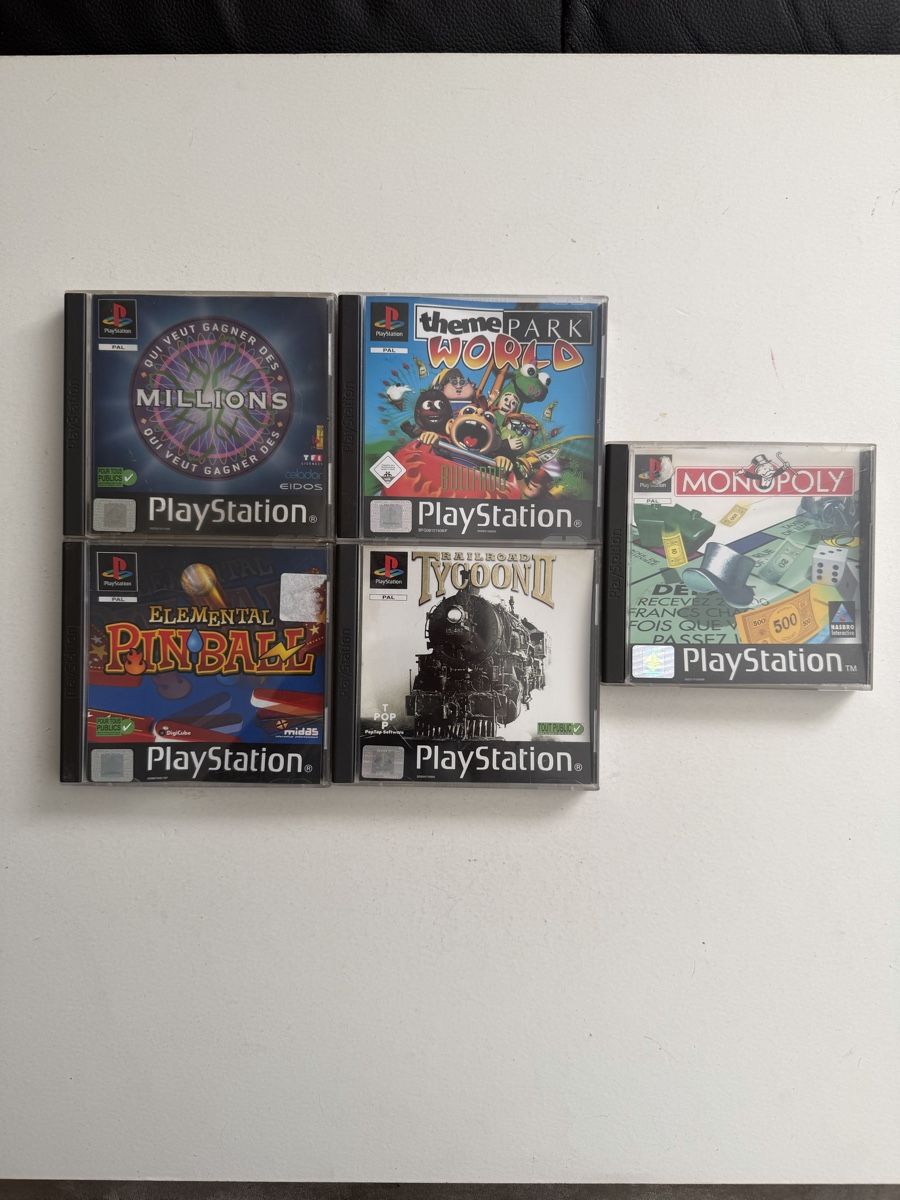 Spiele: Lot 5 jeux PlayStation 1 – Gebraucht aus Genève von sho_67qj