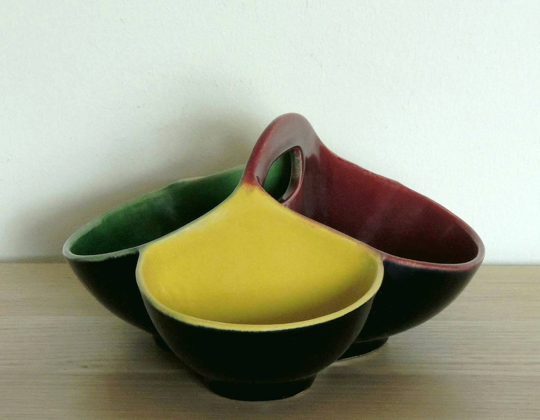 Rössler Piatti di portata: Plat apéritif à compartiments, porcelaine Rössler ?, 1950s – Usato da La Chaux-de-Fonds venduto da Helene2300 3