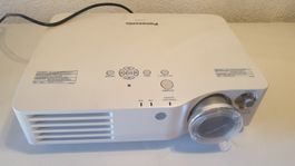 Panasonic PT-AX100E Beamer