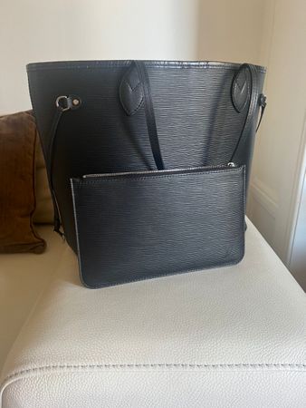 Louis Vuitton Tote Bag Black Epi Leather Pouch Good Conditi