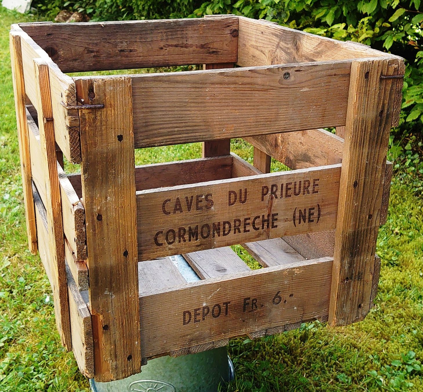 Altro: Caves du Prieuré - Alte Weinflaschenkiste – Usato da Biel/Bienne venduto da TheShop4U