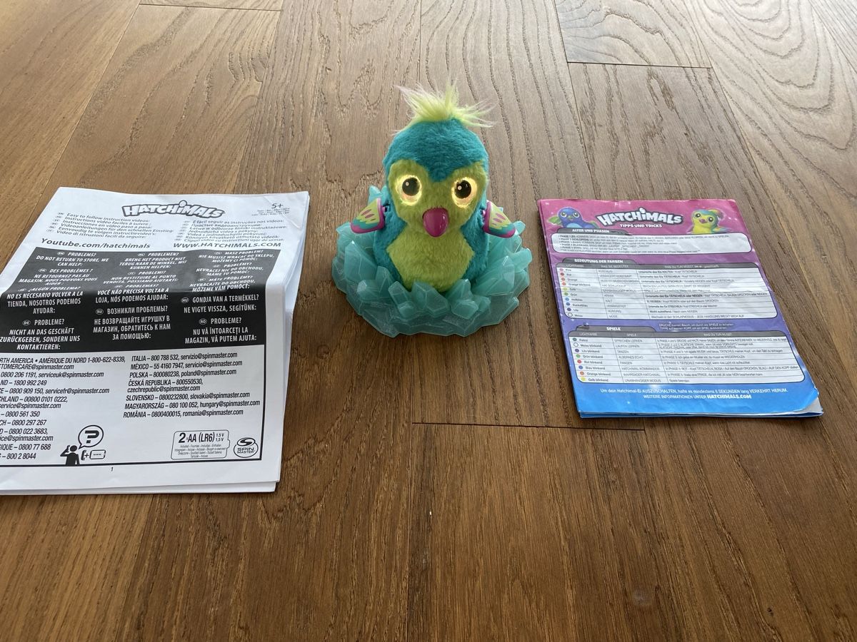 Hatchimals Giocattoli: Hatchimal Vogel türkis – Nuovo (secondo la descrizione) da Meggen venduto da 6003Luzern 1