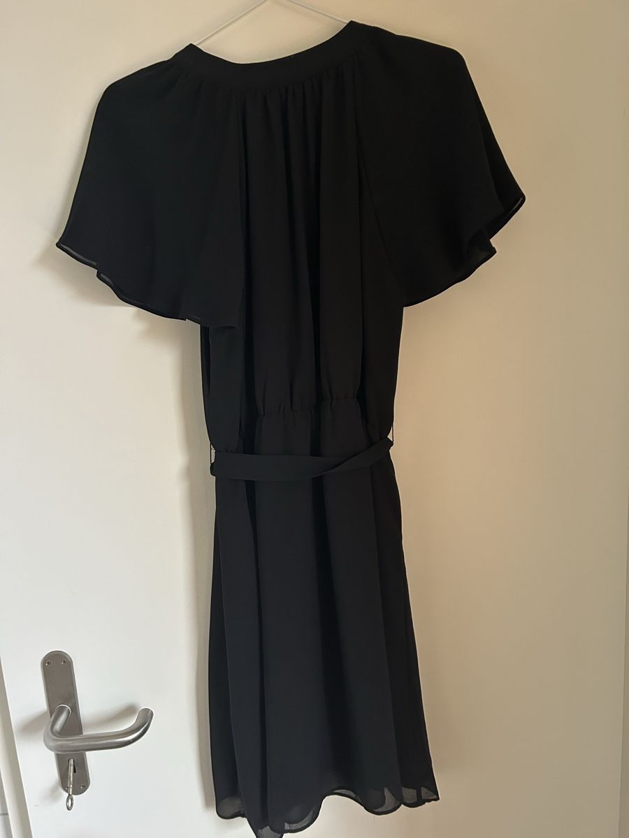H&M Vestiti: Schwarzes H&M Kleid Grösse S – Usato da Uster venduto da xBeccax 2