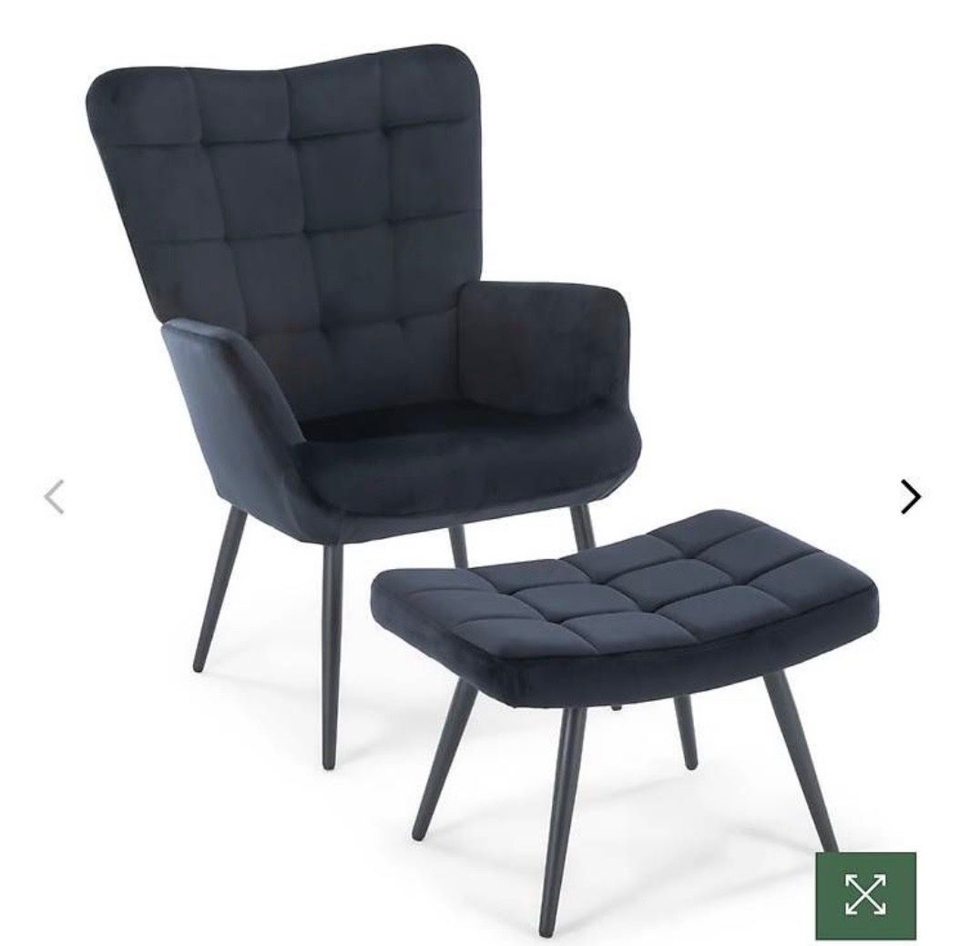 Poltrone: Velvet Armchair & Footstool – Usato da Herrliberg venduto da LokalerKaeufer 1