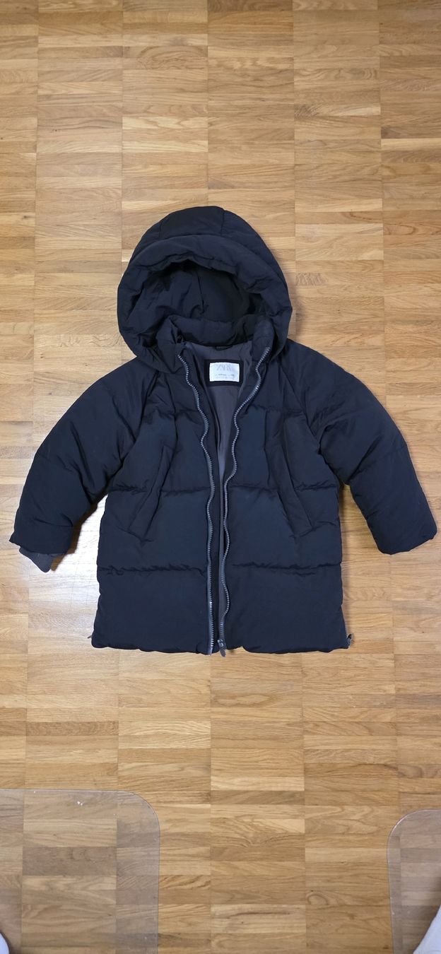 Zara Giacche & Cappotti: Zara Kinder Daunenjacke Gr 110 – Usato da Stäfa venduto da Espresso_Macchiato