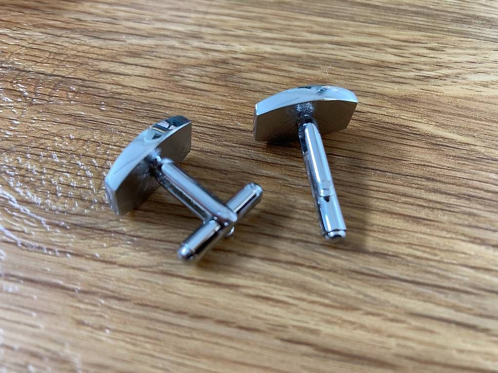Gemelli: NEU! Manschettenknöpfe, Cuff, hell-olive-glänzendes Gewebe – Nuovo (secondo la descrizione) da Salmsach venduto da schneetiger1 3