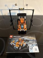 LEGO Technic Rennwagen 42104 mit Zieltor gebraucht