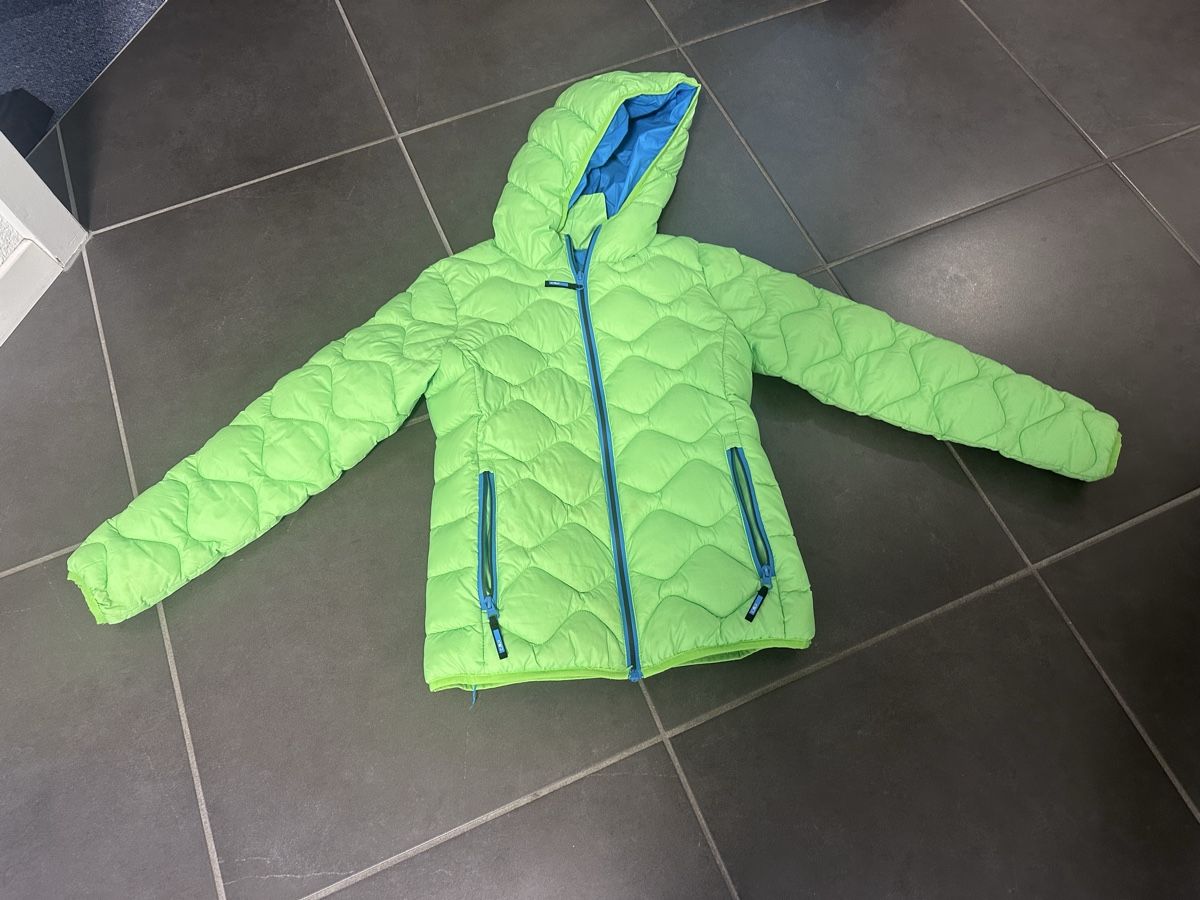 Jacken & Mäntel: Winterjacket cmp 152 – Gebraucht aus Laupen BE von Smythe