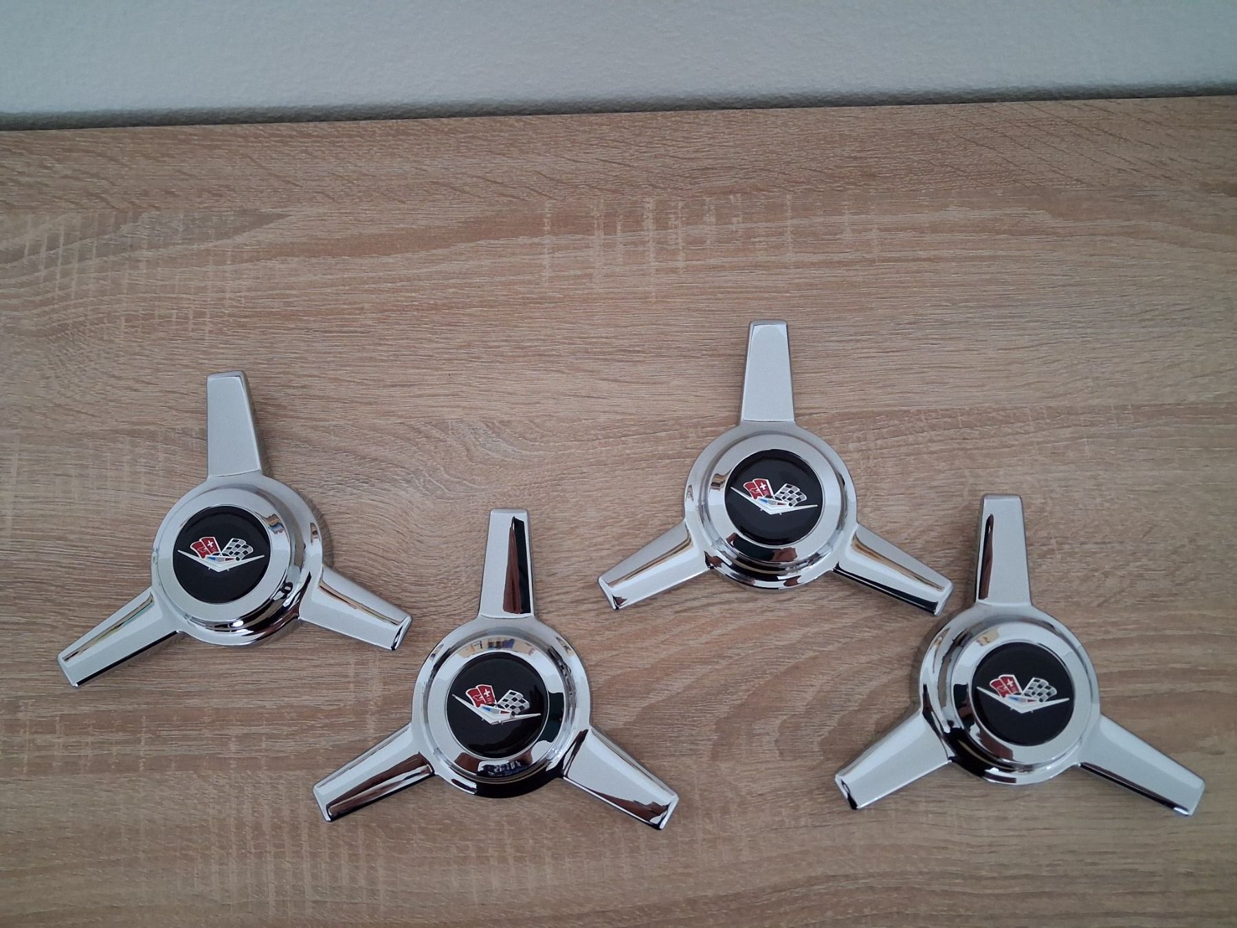 Chevrolet Jantes: Cragar SS Center Caps – Neuf (Voir description) à Wetzikon ZH par 65corsa