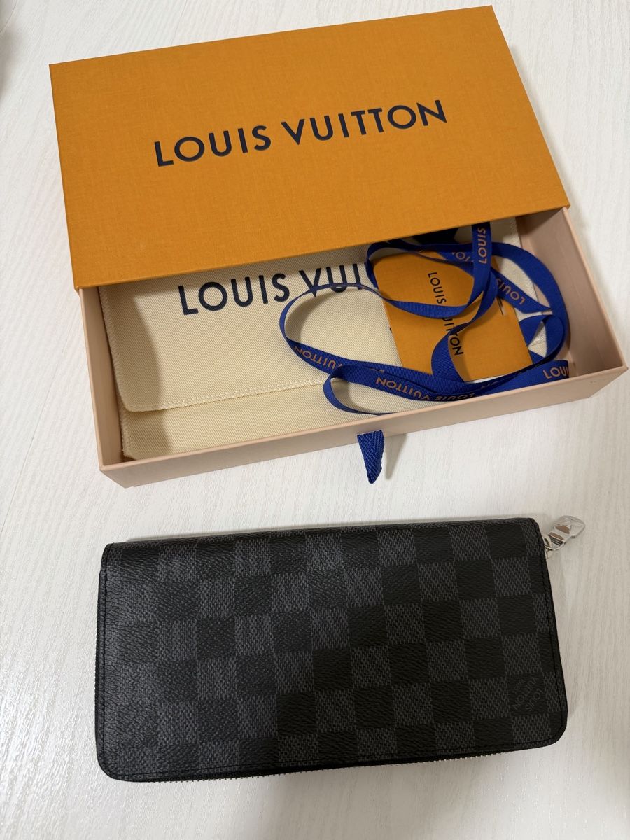 Louis Vuitton Portafogli: Louis Vuitton Portefeuille – Nuovo e nell'imballaggio originale da Clarens venduto da res_bzr9 3