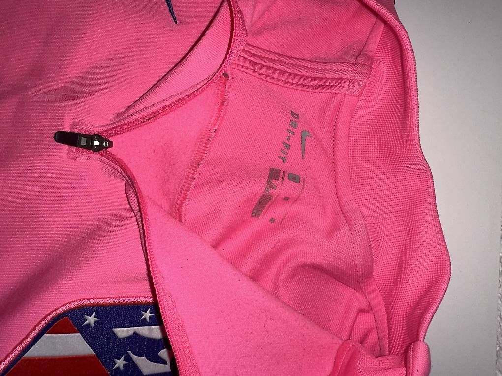 Completi: Nike tracksuit – Usato da Hitzkirch venduto da Oli.Fashion 1