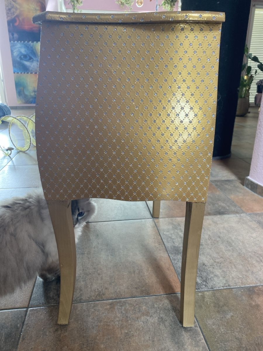 Commodes: KingsChair Möbeli Gold mit Strass – Neuf (Voir description) à Wolfwil par ISAsShop 4