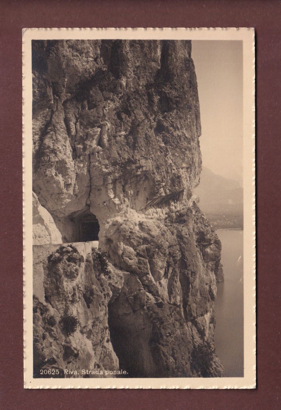 Cartoline postali: RIVA - Strada ponale – Usato da Pully venduto da nicecards-shop