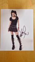 Pauley Perrette, Original Autogramm auf Grossfoto in Farbe