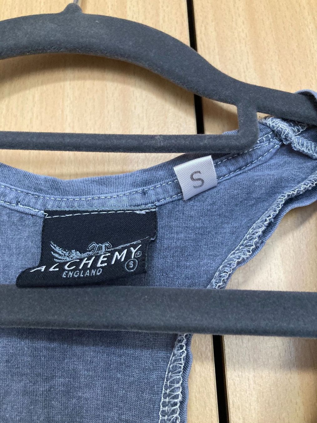 Tops: Rockiges Top Gr. S – Gebraucht aus Thun von Vans_98 2