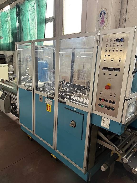 Tutte le macchine: Verpackungsmaschine / Einschlagmaschine – Usato da Oberhelfenschwil venduto da Erselbst 4
