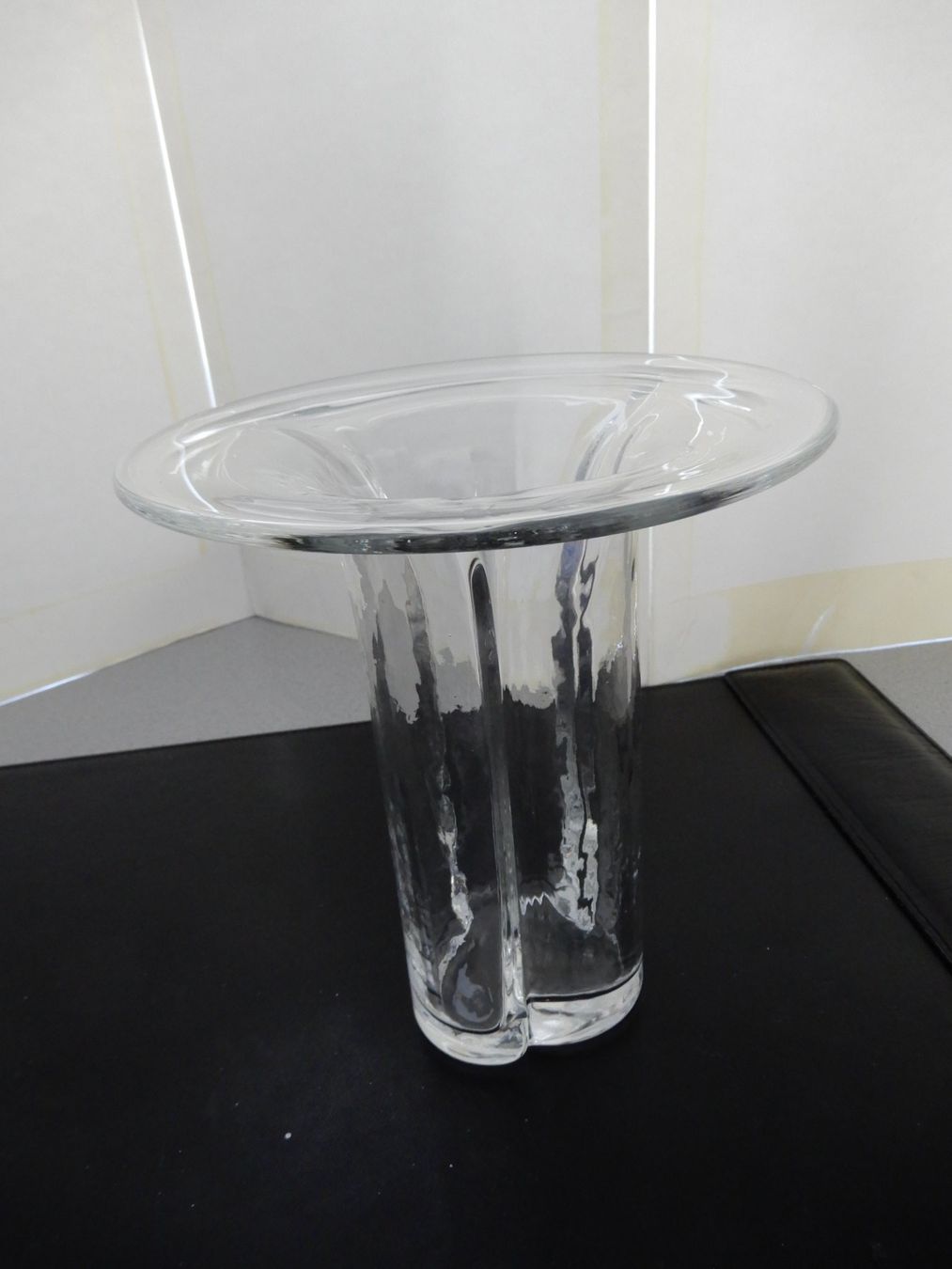 Niederer Vasi & Recipienti: Roberto Niederer, Triangolo-Vase – Usato da Burgdorf venduto da Liss