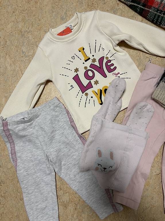 Lotti & Set di vestiti: Kleiderpaket Mädchen Gr.86 – Usato da Pfungen venduto da FloretaK 1